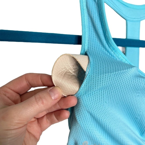 Athleta Stunner Robin Egg Blue T Strap Exercise Tank Top - Picture 11 of 14